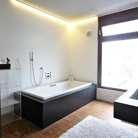Luxuriose Architektenvilla In Bester Lage