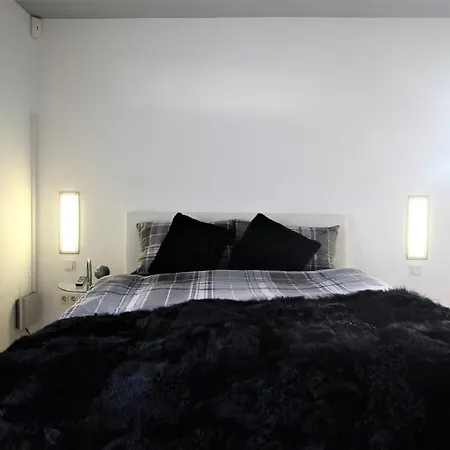 Luxuriose Architektenvilla In Bester Lage *